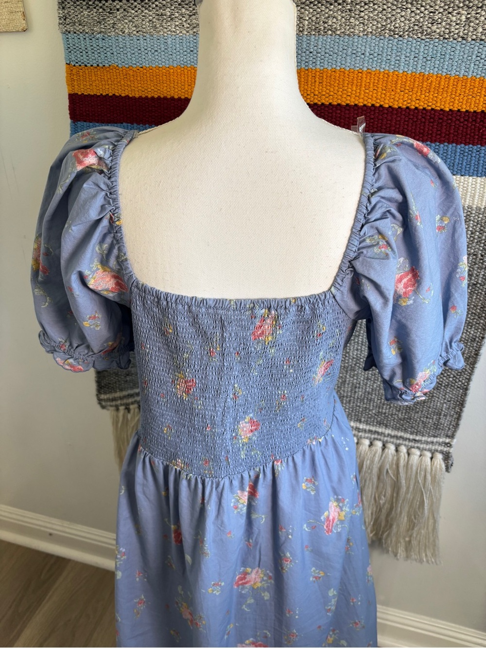 NWT Universal Thread Light Blue Floral Maxi with Smocked Bodice - Picture 4 of 6